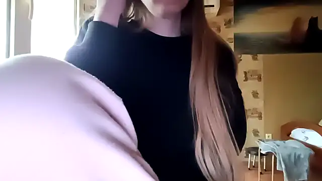 pinkpinkpinkpinkdoll online show from April 12, 2026, 12:10 pm