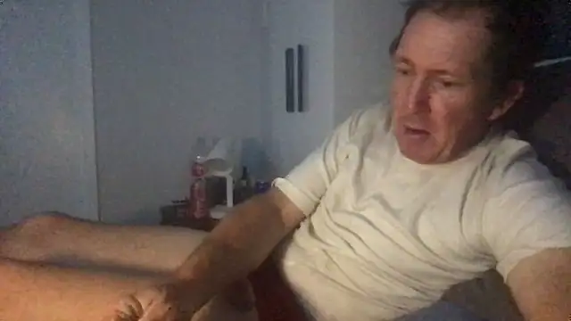 Snapshot of MrBombasticxxx chatting on June 25, 2026, 8:13 pm MrBombasticxxx online show from June 25, 2026, 8:13 pm
