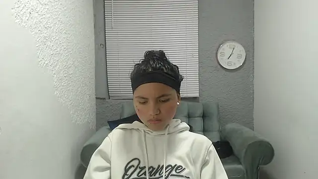 kimmyfuckass online show from May 8, 2026, 12:21 pm