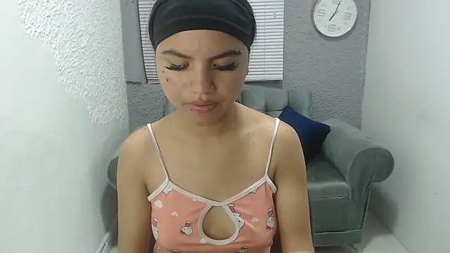 kimmyfuckass online show from May 20, 2026, 12:22 pm