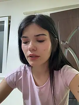 MistressMollyx online show from March 9, 2026, 5:50 pm