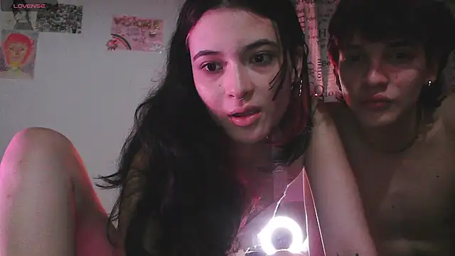 hot moons online show from March 4, 2026, 5:46 am