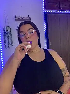 michellesexxxy3 online show from June 11, 2026, 4:10 am