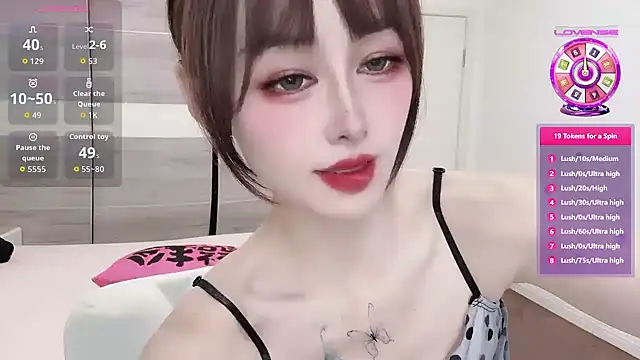 Eugenie1616 online show from April 16, 2026, 5:08 am