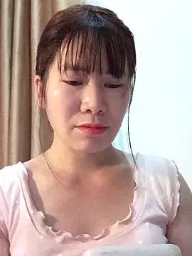 Snapshot of Bondgirl_9 chatting on March 15, 2026, 3:51 pm Bondgirl 9 online show from March 15, 2026, 3:51 pm