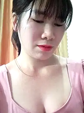 Snapshot of Bondgirl_9 chatting on March 29, 2026, 8:25 am Bondgirl 9 online show from March 29, 2026, 8:25 am