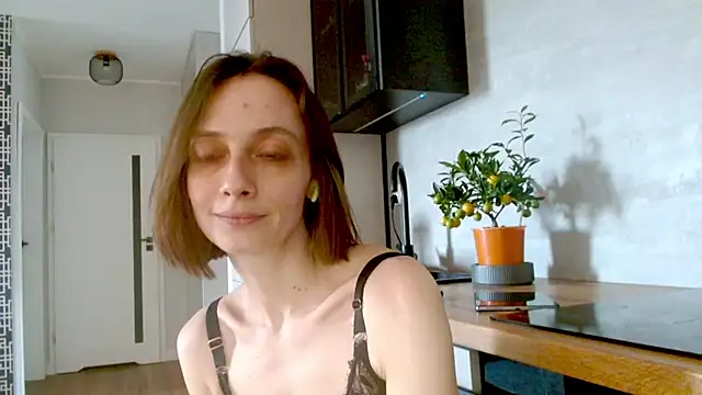 Snapshot of misssweet chatting on May 11, 2026, 4:04 pm misssweet online show from May 11, 2026, 4:04 pm