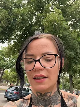 SkinnyLilly online show from July 17, 2026, 12:45 pm