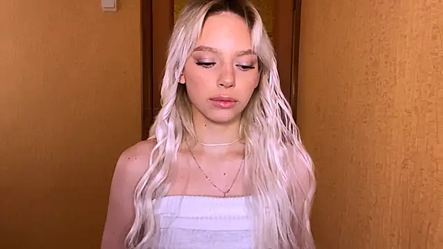 YawingSanguine online show from March 17, 2026, 9:12 am