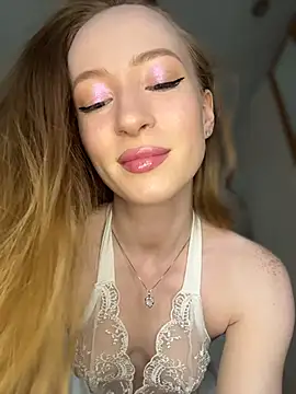 Little Candy 18 online show from May 28, 2026, 10:34 am