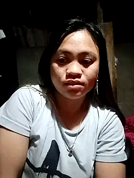 Snapshot of Mayxinh_love chatting on March 18, 2026, 10:57 pm Mayxinh love online show from March 18, 2026, 10:57 pm