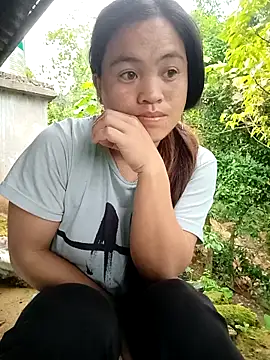 Snapshot of Mayxinh_love chatting on May 16, 2026, 10:52 pm Mayxinh love online show from May 16, 2026, 10:52 pm