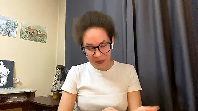 Snapshot of Selena_blom chatting on March 3, 2026, 12:55 pm Selena blom online show from March 3, 2026, 12:55 pm