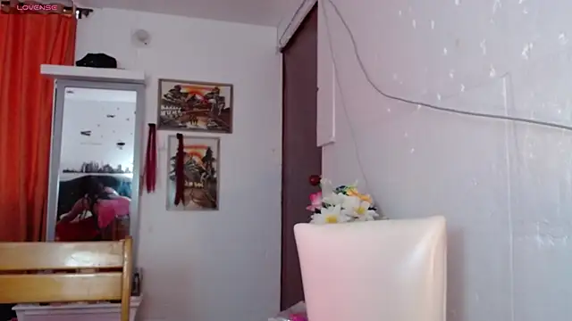 Snapshot of jenniferkarsong chatting on April 6, 2026, 9:49 pm jenniferkarsong online show from April 6, 2026, 9:49 pm