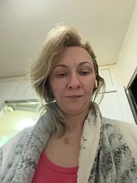 Secret Ladyx online show from April 24, 2026, 2:47 am