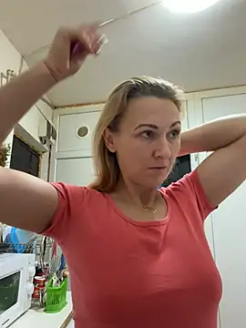 Snapshot of Secret_Ladyx chatting on July 28, 2026, 3:02 am Secret Ladyx online show from July 28, 2026, 3:02 am