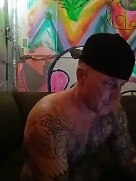 Snapshot of drednasty chatting on June 14, 2026, 4:14 am drednasty online show from June 14, 2026, 4:14 am