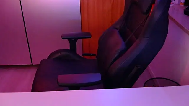 Blase Hase123 online show from March 30, 2026, 8:32 pm