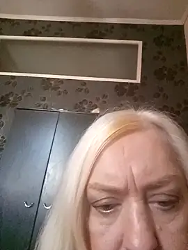 Snapshot of AngelikaJamesX chatting on March 4, 2026, 12:22 pm AngelikaJamesX online show from March 4, 2026, 12:22 pm