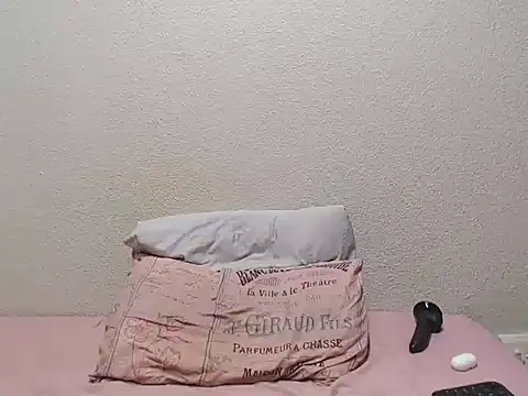 Busty42DDZA online show from March 7, 2026, 5:43 pm