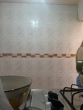 Caroline hernandes online show from March 15, 2026, 2:01 pm