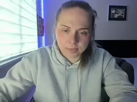 callme iva online show from April 19, 2026, 12:11 am