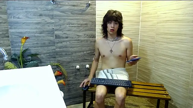 Erick Ferrer online show from April 24, 2026, 11:18 pm