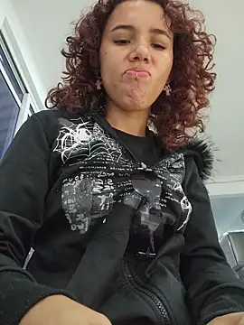 Isabella Stark online show from April 21, 2026, 11:49 am