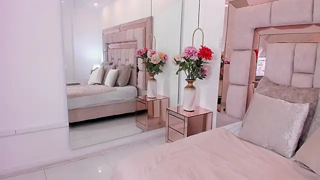 isis vega online show from March 12, 2026, 5:08 pm