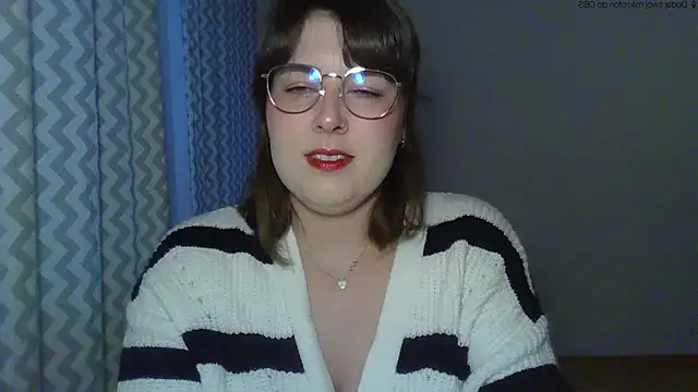 Snapshot of ClaraHard chatting on May 24, 2026, 4:23 pm ClaraHard online show from May 24, 2026, 4:23 pm