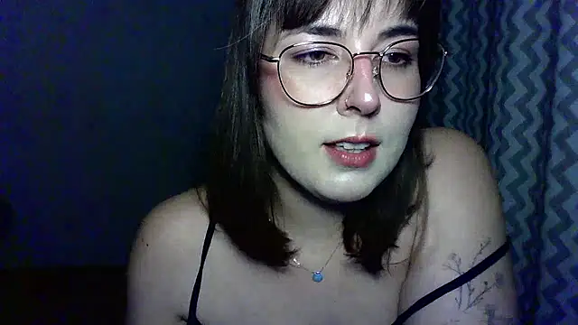 Snapshot of ClaraHard chatting on July 9, 2026, 9:08 pm ClaraHard online show from July 9, 2026, 9:08 pm