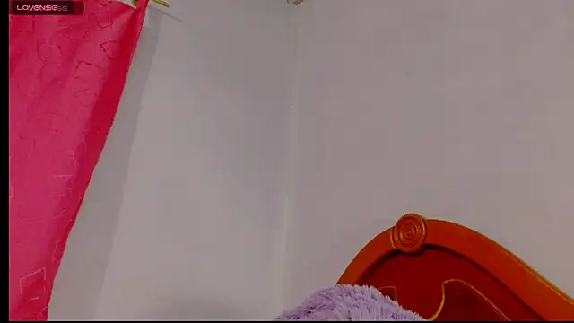 Snapshot of taliana_mateus chatting on May 3, 2026, 5:08 pm taliana mateus online show from May 3, 2026, 5:08 pm