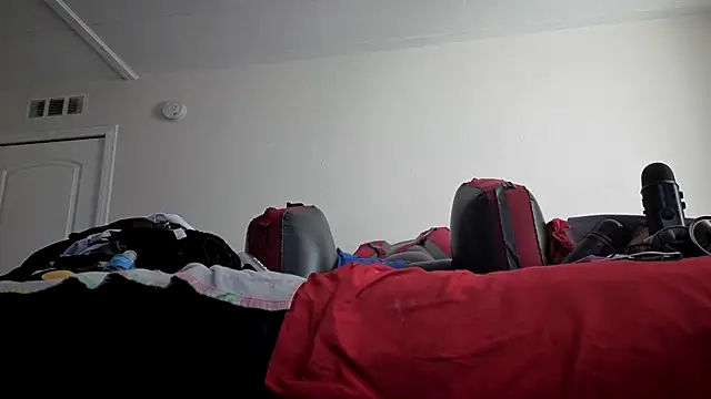 CirclingClass online show from October 26, 2025, 11:20 pm