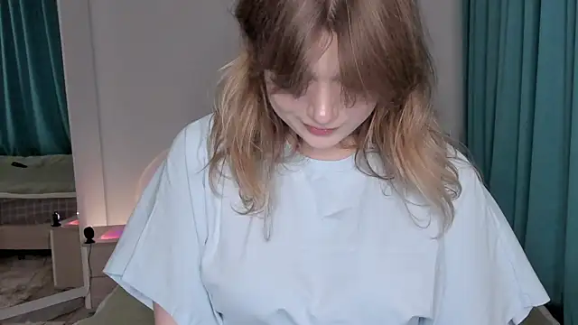 Snapshot of JennyHardy chatting on July 26, 2026, 1:51 pm JennyHardy online show from July 26, 2026, 1:51 pm