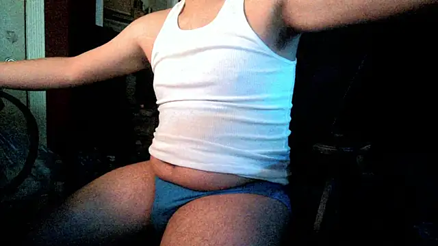 Snapshot of curly_rico chatting on May 1, 2026, 4:50 am curly rico online show from May 1, 2026, 4:50 am