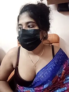 Snapshot of Sunitha28 chatting on May 5, 2026, 4:59 pm Sunitha28 online show from May 5, 2026, 4:59 pm