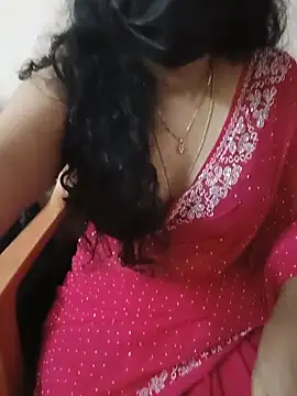 Snapshot of Sunitha28 chatting on May 19, 2026, 5:30 pm Sunitha28 online show from May 19, 2026, 5:30 pm