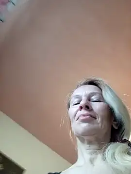 ViktoriaSexi1 online show from March 18, 2026, 6:49 am