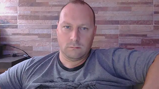 lustonfan online show from April 6, 2026, 12:50 pm