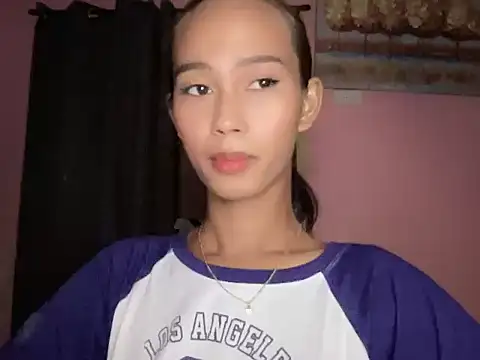 Snapshot of Sunkissed_seductress chatting on July 4, 2026, 6:03 pm Sunkissed seductress online show from July 4, 2026, 6:03 pm