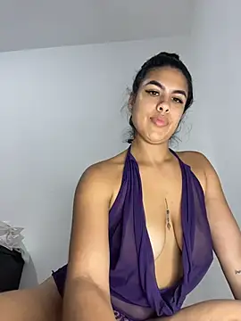 sophia mell online show from March 27, 2026, 7:57 pm