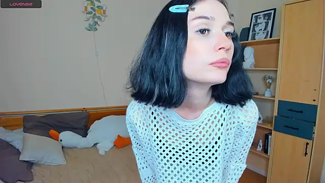 Snapshot of LynnCiprian chatting on May 17, 2026, 8:05 pm LynnCiprian online show from May 17, 2026, 8:05 pm