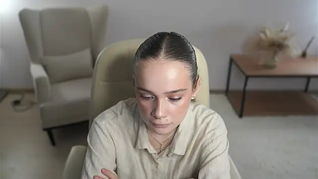 MeriPhelan online show from March 9, 2026, 9:02 am