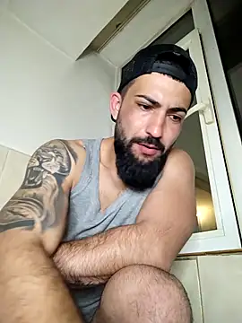 Tommy Porn  online show from April 22, 2026, 9:49 pm