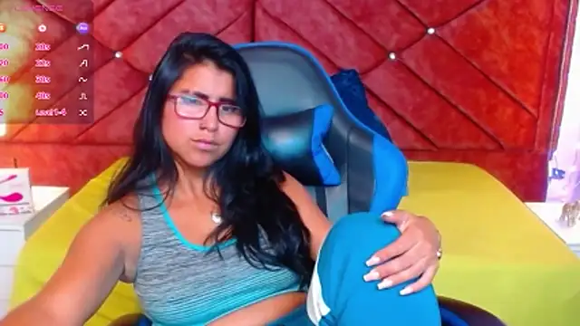 Snapshot of Alisha_Gamskar13 chatting on May 11, 2026, 2:45 pm Alisha Gamskar13 online show from May 11, 2026, 2:45 pm
