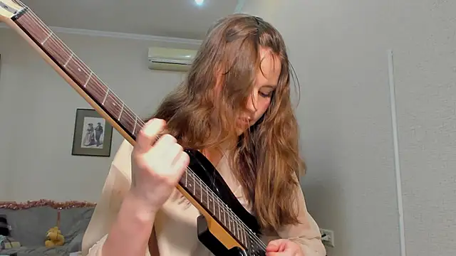 MaryannSofts online show from April 4, 2026, 3:31 pm