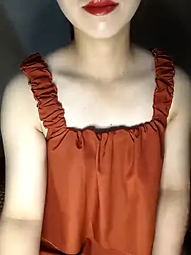 Snapshot of Fiona_2026 chatting on May 1, 2026, 1:43 am Fiona 2026 online show from May 1, 2026, 1:43 am