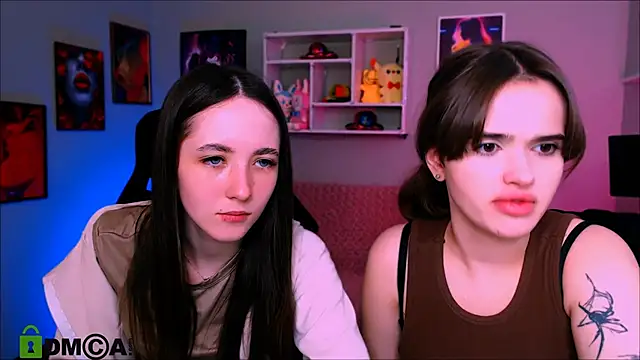 Snapshot of bella_dorn chatting on April 30, 2026, 1:39 pm bella dorn online show from April 30, 2026, 1:39 pm
