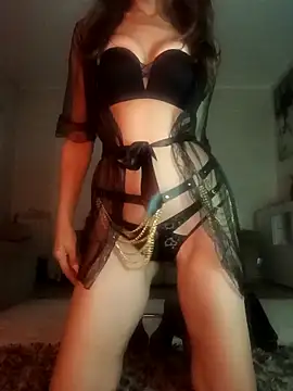 ChiaraFerraro online show from April 17, 2026, 9:40 pm