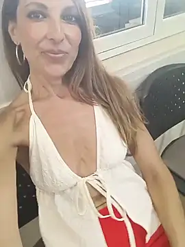 Snapshot of ChiaraFerraro chatting on June 19, 2026, 10:41 am ChiaraFerraro online show from June 19, 2026, 10:41 am